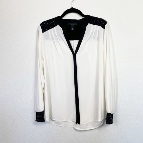 Alfani Cream Silky Blouse Black Studded Shoulders & Cuffs Size 12 - Picture 2 of 7